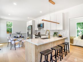 6310 S Ellis Avenue 1, Seattle WA 98108