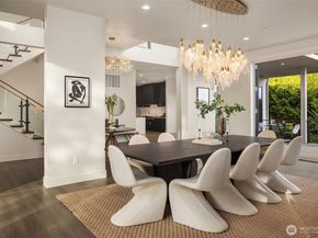 8243 W Mercer Way, Mercer Island WA 98040