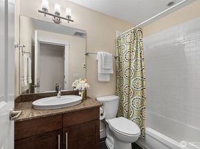 2230 NW 59th Street 202, Seattle WA 98107