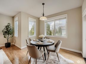 2972 NE Marquette Way, Issaquah WA 98029