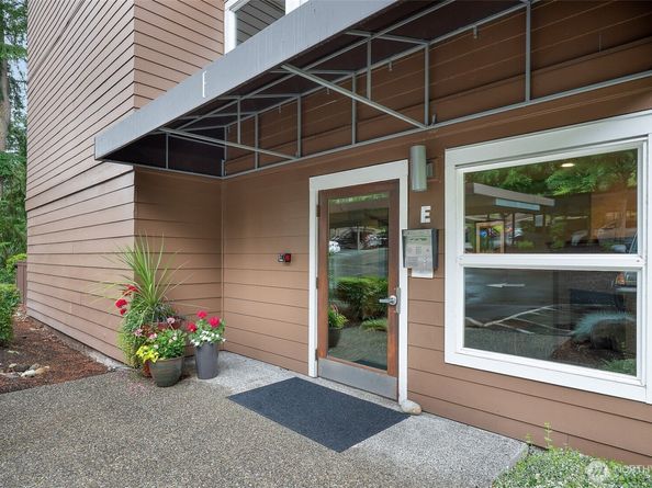 22910 90th Avenue W E304, Edmonds WA 98026