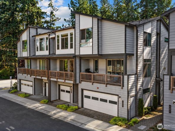 6861 NE 170th Street 103, Kenmore WA 98028