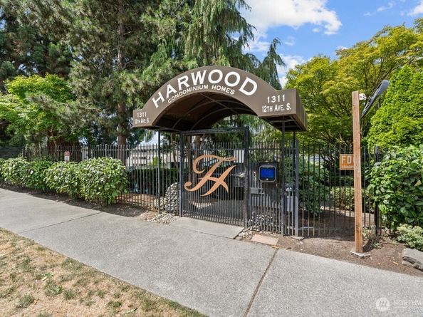 1311 12th Avenue S D103, Seattle WA 98144