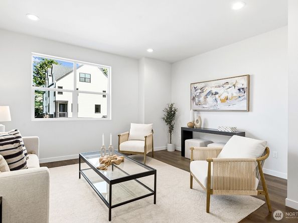 749 7th Avenue NW, Issaquah WA 98027