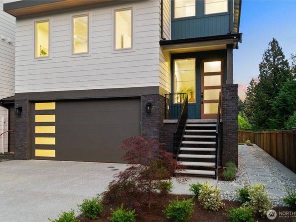 9909 NE 200th Street A, Bothell WA 98011