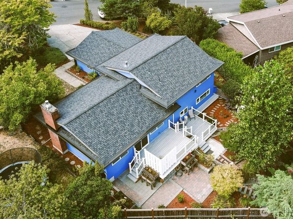 26432 Somerset Lane, Kent WA 98032