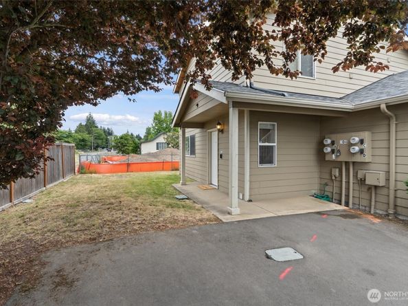 304 29th Street SE 101, Auburn WA 98002