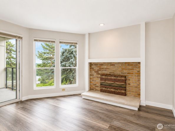 15209 Sunwood Boulevard B36, Tukwila WA 98188
