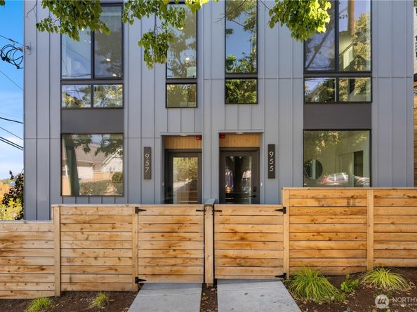 955 N 35th Street, Seattle WA 98103