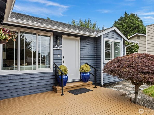 1325 234th Street SW, Bothell WA 98021