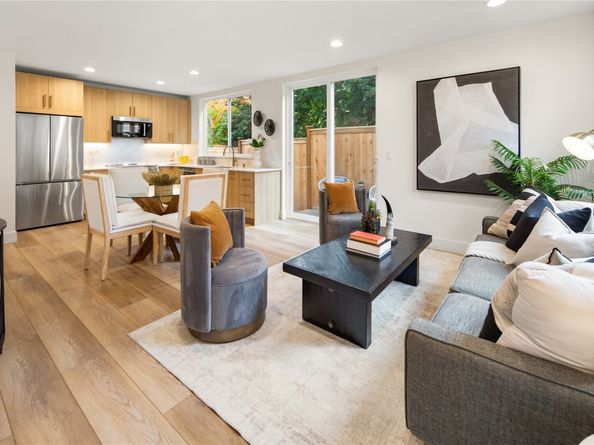 615 18th Avenue E, Seattle WA 98112