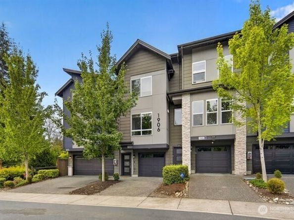 1906 130th Lane SW B, Everett WA 98204