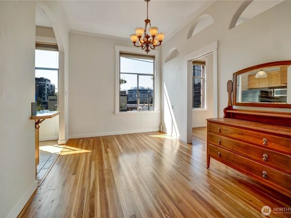 22 John Street 5, Seattle WA 98109