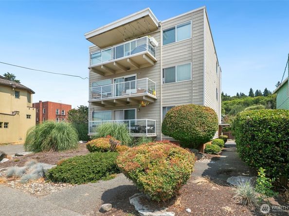2514 57th Avenue SW 203, Seattle WA 98116