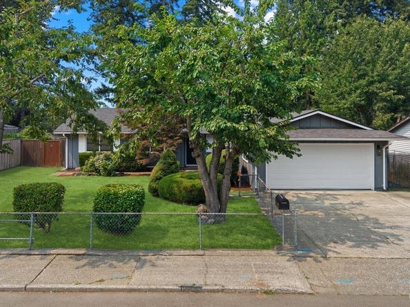 16749 128th Avenue SE, Renton WA 98058