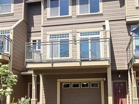 23300 SE Black Nugget Road H2, Issaquah WA 98029
