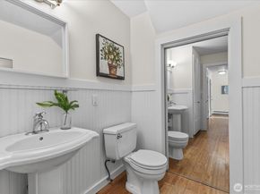 14702 NE 51st Street A2, Bellevue WA 98007