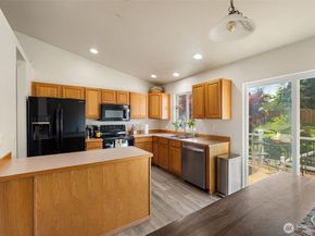 1085 Heron Ridge Avenue, Port Orchard WA 98366
