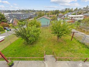 2202 20th Avenue S, Seattle WA 98144