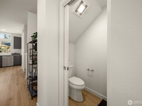 8323 B 12th Avenue NW, Seattle WA 98117