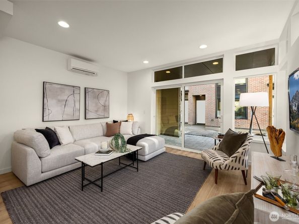 8323 B 12th Avenue NW, Seattle WA 98117