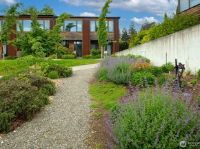 449 Sprout Path NW, Bainbridge Island WA 98110
