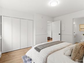 4 Lake Bellevue Dr 206, Bellevue WA 98005