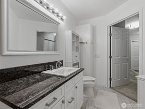 18501 SE Newport Way H136, Issaquah WA 98027