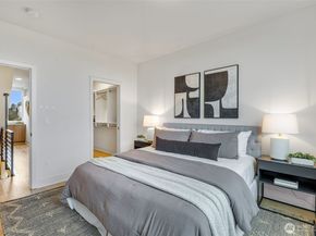 908 N 46th Street F, Seattle WA 98103