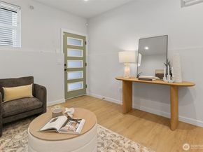 1913 15th Avenue S Unit C, Seattle WA 98144