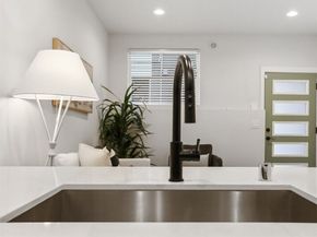 1913 15th Avenue S Unit C, Seattle WA 98144