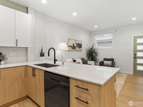 1913 15th Avenue S Unit C, Seattle WA 98144