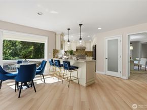 15461 SE 67th St, Bellevue WA 98006