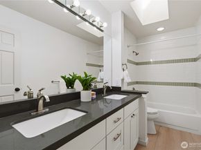 15461 SE 67th St, Bellevue WA 98006