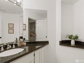 15461 SE 67th St, Bellevue WA 98006