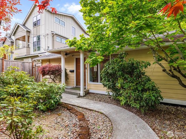 1811 29th Avenue, Seattle WA 98122
