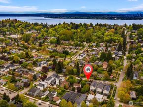 1811 29th Avenue, Seattle WA 98122