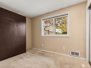 1811 29th Avenue, Seattle WA 98122