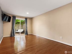 1811 29th Avenue, Seattle WA 98122