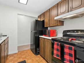 5506 220th Street SW A102, Mountlake Terrace WA 98043