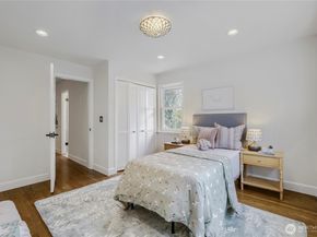 16066 Inglewood Road NE, Kenmore WA 98028