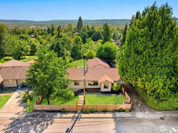 909 SW Langston Road, Renton WA 98057