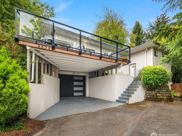 4626 33rd Avenue W, Seattle WA 98199
