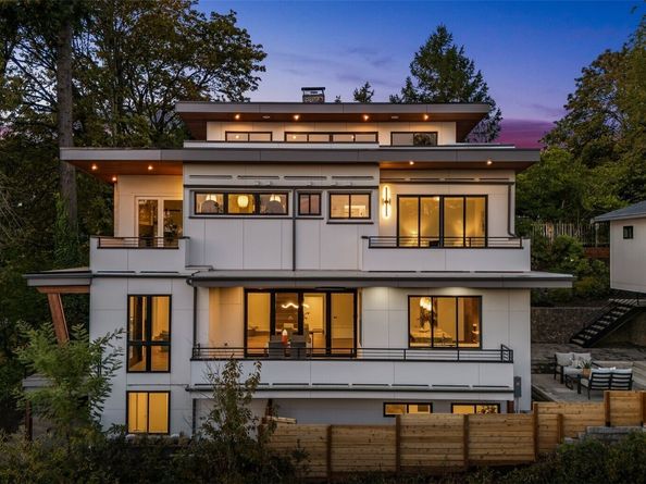614 33rd Avenue E, Seattle WA 98112