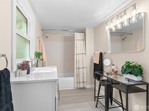 7716 30th Avenue NW, Seattle WA 98177
