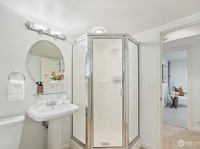 1623 2nd Street, Kirkland WA 98033