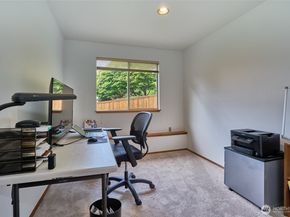 1404 S 290th Place, Federal Way WA 98003