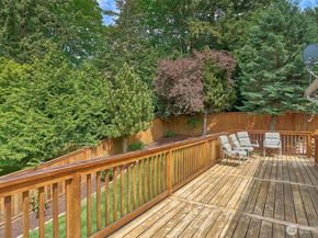 1404 S 290th Place, Federal Way WA 98003