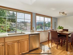 1404 S 290th Place, Federal Way WA 98003