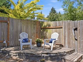 33709 28th Avenue SW, Federal Way WA 98023